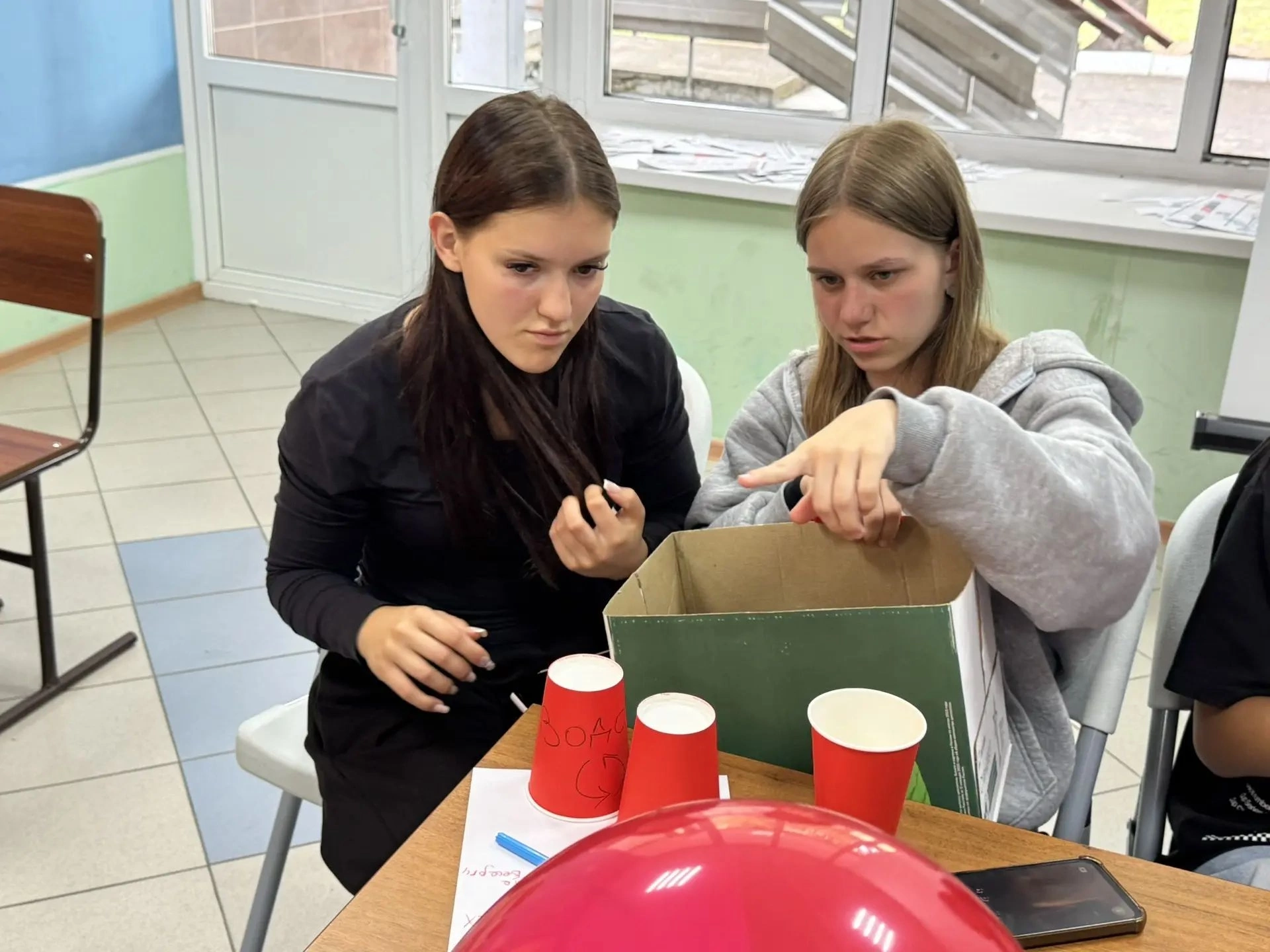 Люди, которым не все равно