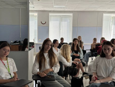 "Знатоки фразеологии"!