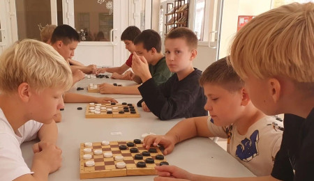 Чемпионат по шашкам в Юном железнодорожнике