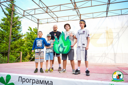 В «Зеленом огоньке» торжественно открыли 4 смену!
