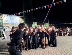Точь‑в‑точь: или как за один вечер собрать весь мировой хит‑парад на одной площади!