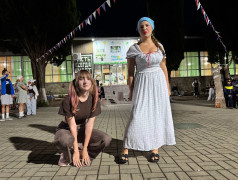 Точь‑в‑точь: или как за один вечер собрать весь мировой хит‑парад на одной площади!