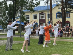 Сегодня мы все стали лепестками одной ромашки!