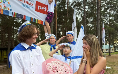 &laquo;Флоту России &ndash; слава!&raquo;: День ВМФ в железнодорожных лагерях 