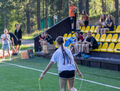 Веселые старты: энергия, азарт и командный дух в «Маяке»