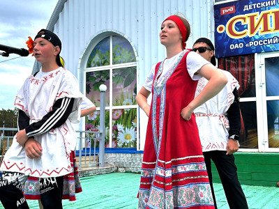 Карусель единства: от сказки до лезгинки