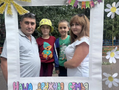&laquo;Наша дружная гагаринская семья&raquo;: трогательная акция ко Дню семьи, любви и верности!