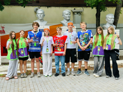 Не просто ребята, а правая рука вожатого