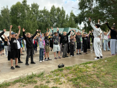&laquo;Железнодорожный вызов&raquo; принят: в ДОЛ им. Лизы Чайкиной прошла битва умов и силы
