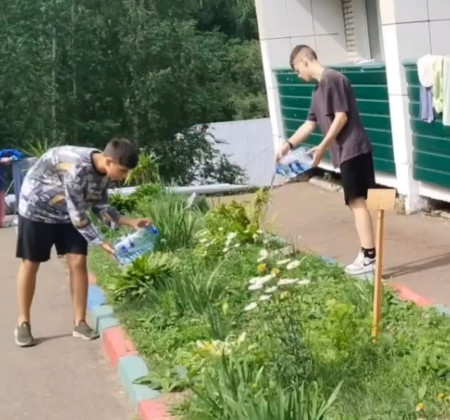 Зелёный десант в деле! День эколога в лагере им. Заслонова 