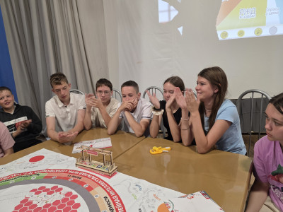 Игра в лицах