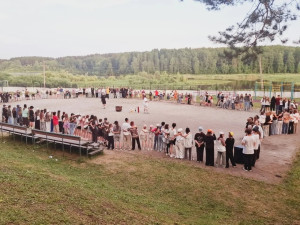 И снова в круг, и снова до утра... 