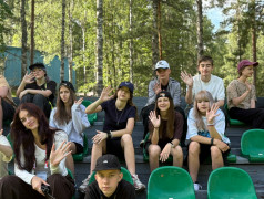 &laquo;Матч века&raquo; в &laquo;Маяке&raquo;: битва поколений на футбольном поле!