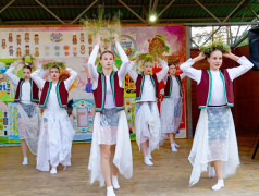 Танцевальный кружок "Ритм". В ритме лета.