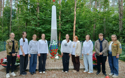 Мы помним о великих тех годах: патриотические мероприятия в День памяти и скорби  