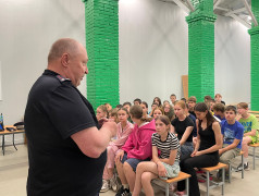 В &laquo;Маяке&raquo; &mdash; важный и полезный урок: в гости приехали сотрудники ГАИ!