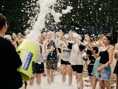  Пенная вечеринка в &laquo;Серебряном бору&raquo; &mdash; море радости и брызг!