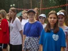 Линейка закрытия третьей смены: эмоции, награды и тёплые прощания! 