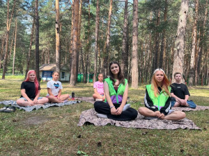 Сила поддержки: как ТИН-лиговцы становятся незаменимыми помощниками в кружках лагеря