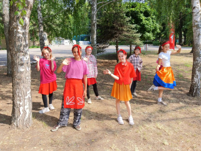 Живая сказка "Летучий корабль"