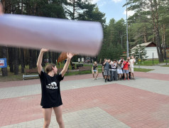 Первый день в лагере: эмоции вскипели, как в котелке на костре, а лето поймали на ладошку!