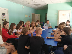 &laquo;Моя запятая: принять нельзя отказаться&raquo;.