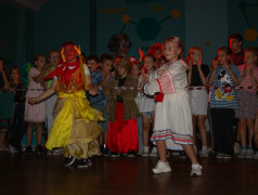 Танцпол везде!