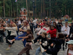 Шестой день второй смены в &laquo;Алёнушке&raquo;: Битва хоров и музыкальные сюрпризы!