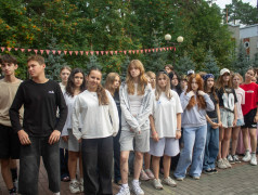 Линейка закрытия третьей смены: эмоции, награды и тёплые прощания! 