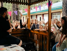 Игра по станциям &laquo;По следам Крокодила Гены&raquo; состоялась в лагере &laquo;Серебряный бор&raquo;