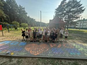 Конкурс рисунков на асфальте «Моя железнодорожная семья»