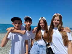Первый день на море в ДОЛ "Экспресс" П. Солоники: знакомство с морскими правилами!