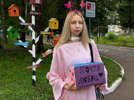 «Мы — молодёжь нашей страны»: ярмарка, которая зарядила энергией весь лагерь!