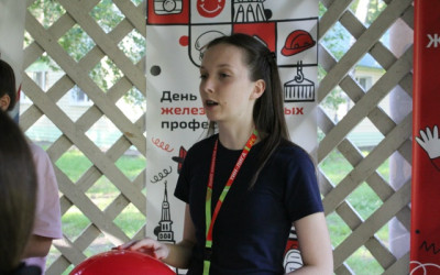 Тин-лига на модулях: подростки помогают тренерам в ДОЛ им. Зои Космодемьянской