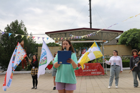 День Первых и каждый в этот день первый!