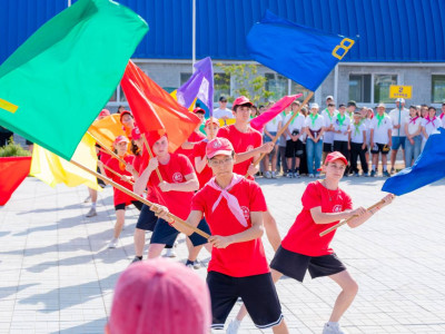 ВИВАТ, РЕСПУБЛИКА ЩУЧКАНДИЯ!