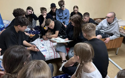Помощники вожатых в деле: как Тин-Лига делает смену ярче!