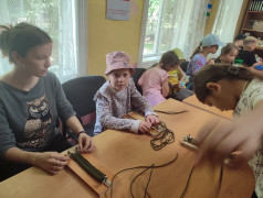  Браслеты — с теплом детских рук!