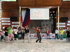Звёзды на старте: отряд за отрядом — вперёд!