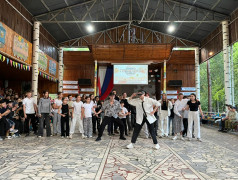 Звёзды на старте: отряд за отрядом — вперёд!