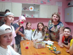 Кружок «Мягкая игрушка» продолжает работу в лагере