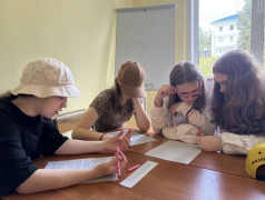 &laquo; Люди, которыми все равно&raquo;