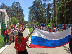 Открытие смены. Линейка в лагере 