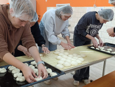 ЗАГАДКА БУЛОЧКИ "ОСОБАЯ": МАСТЕР-КЛАСС В ЛАГЕРЕ "ТВЕРЦА"