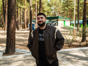 Мгер А.
