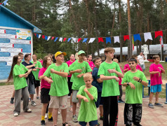 СЛАДКОЕ ПУТЕШЕСТВИЕ: КАК «ТВЕРЦА» НА ШОКОЛАДНОМ ЭКСПРЕССЕ В ДЕТСТВО УМЧАЛА!