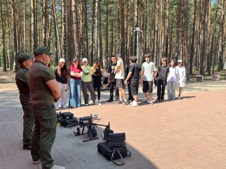 Правопорядок и современные технологии: в ДОЛ им. Гагарина стартовала программа «Подросток и закон» 