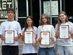 Смена кончилась&nbsp;&mdash;&nbsp;а эмоции остались: в "Экспресс" раздали грамоты (и конфеты!)