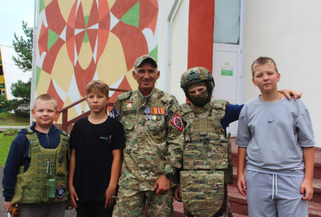 Встреча с героями