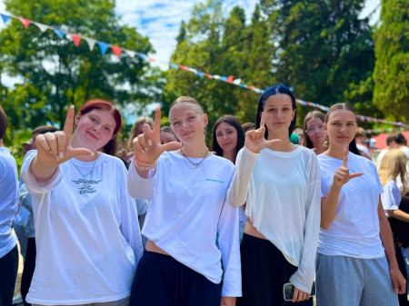 Первые в деле: как в ДОЛ “Экспресс” зажигают новые звёзды